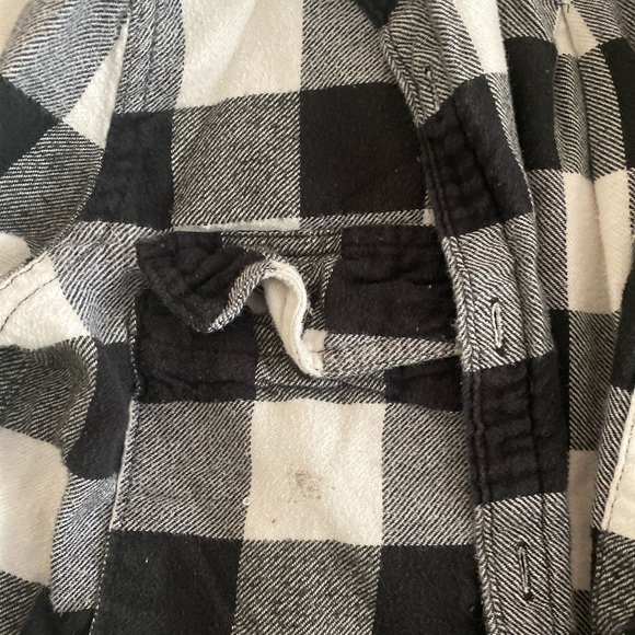 Black White and Grey Plaid Flannel - Picture 6 of 7